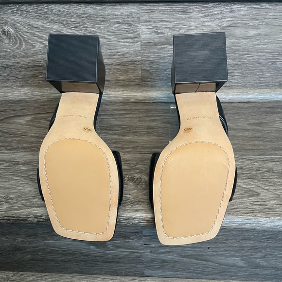 Vince Camuto Sandals *Flaw - Picture 6 of 16